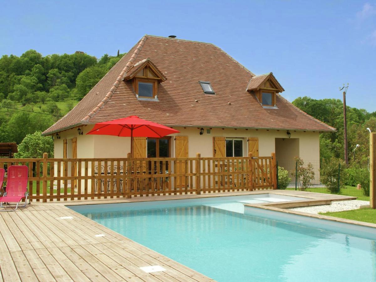 Modern Holiday Home With Private Pool ルブレサック エクステリア 写真