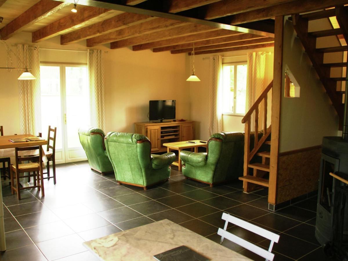 Modern Holiday Home With Private Pool ルブレサック 部屋 写真