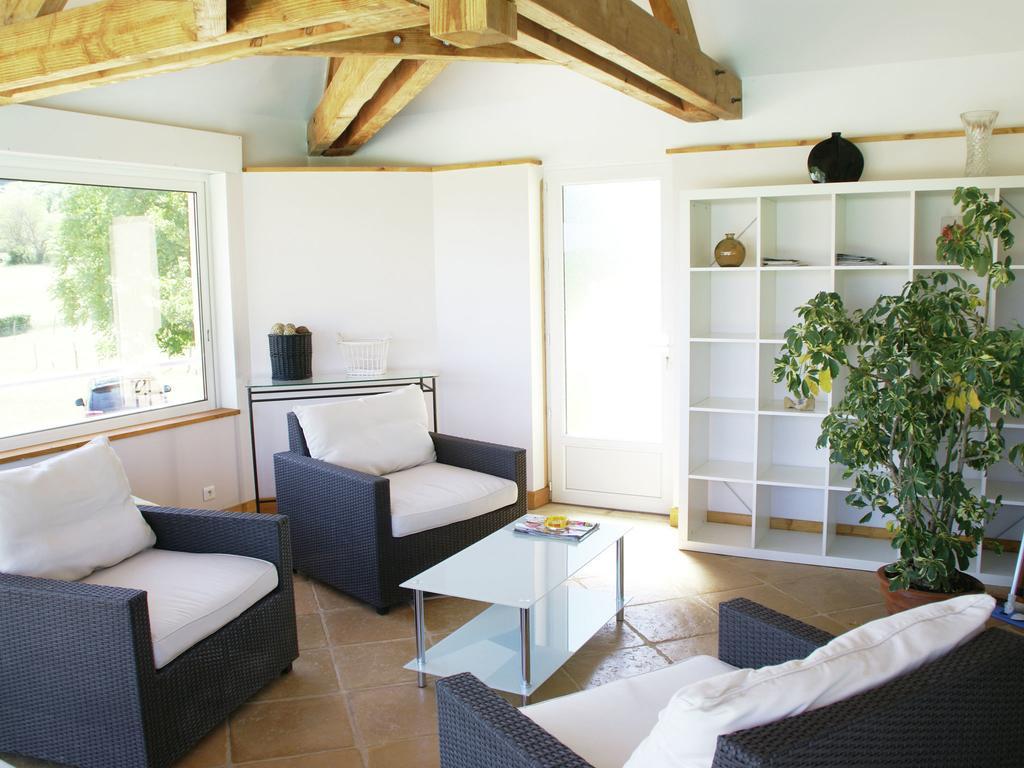 Modern Holiday Home With Private Pool ルブレサック 部屋 写真