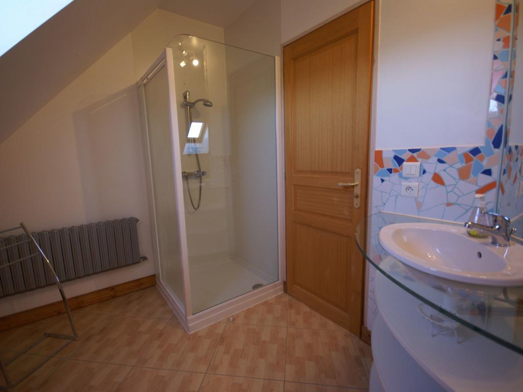 Modern Holiday Home With Private Pool ルブレサック 部屋 写真