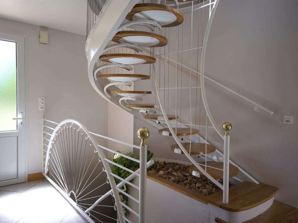 Modern Holiday Home With Private Pool ルブレサック 部屋 写真